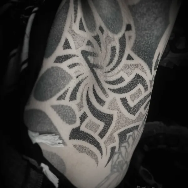 Heavy thigh piece